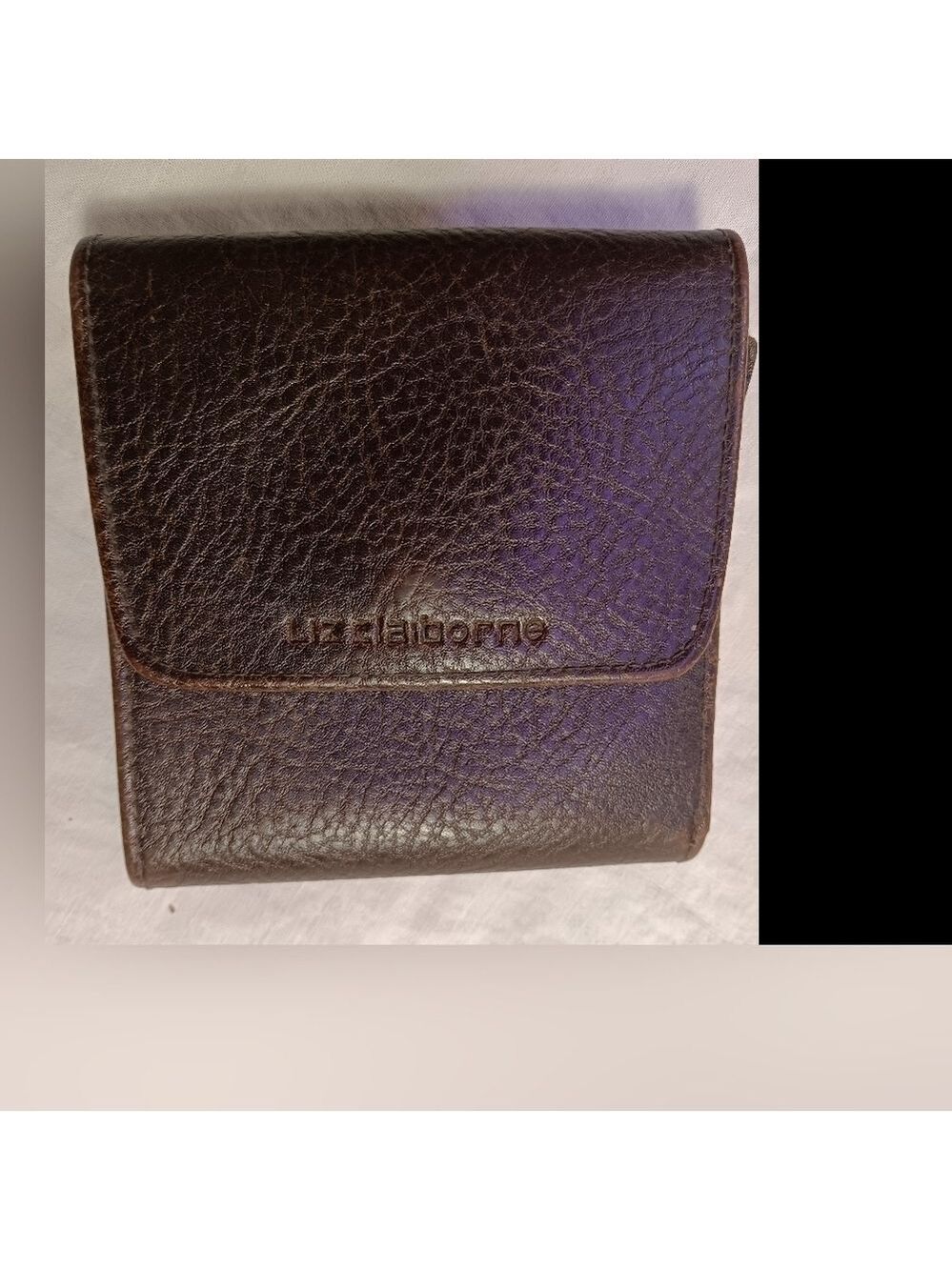 Liz Claiborne tri fold leather brown billfold - Picture 1 of 4